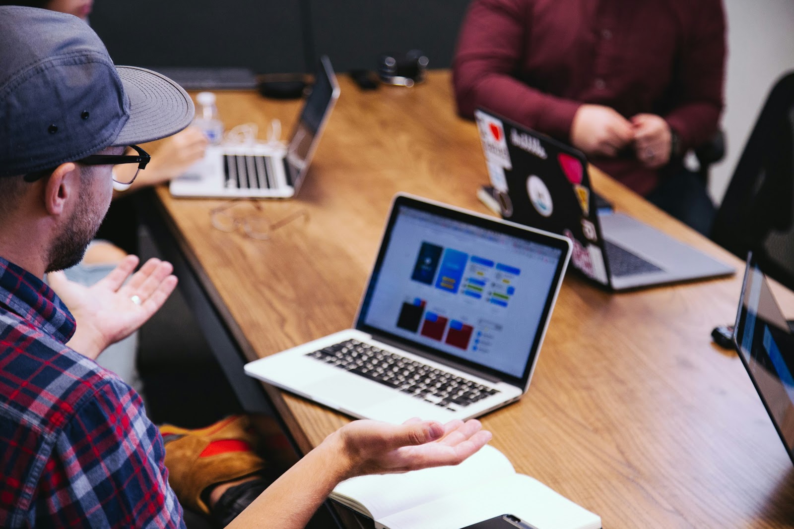 Creating a user-centered customer self-service portal design